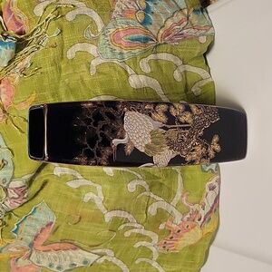 VINTAGE 11" COBALT BLUE TOYO CRANES ORIENTAL DECORATED VASE MADE IN JAPAN